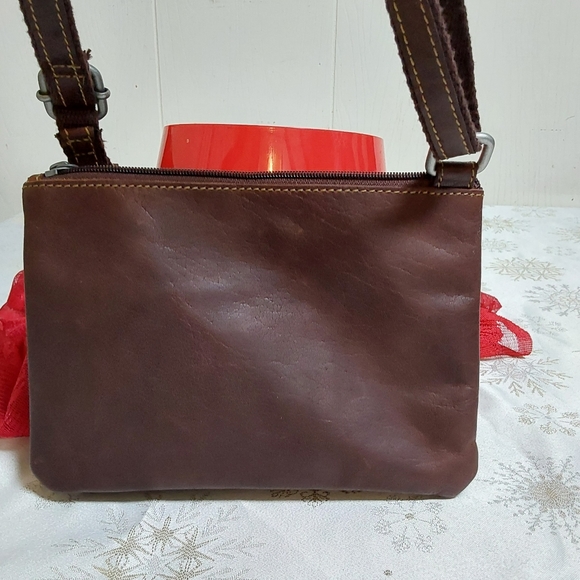 Jack Georges Voyager leather crossbody - Picture 2 of 6